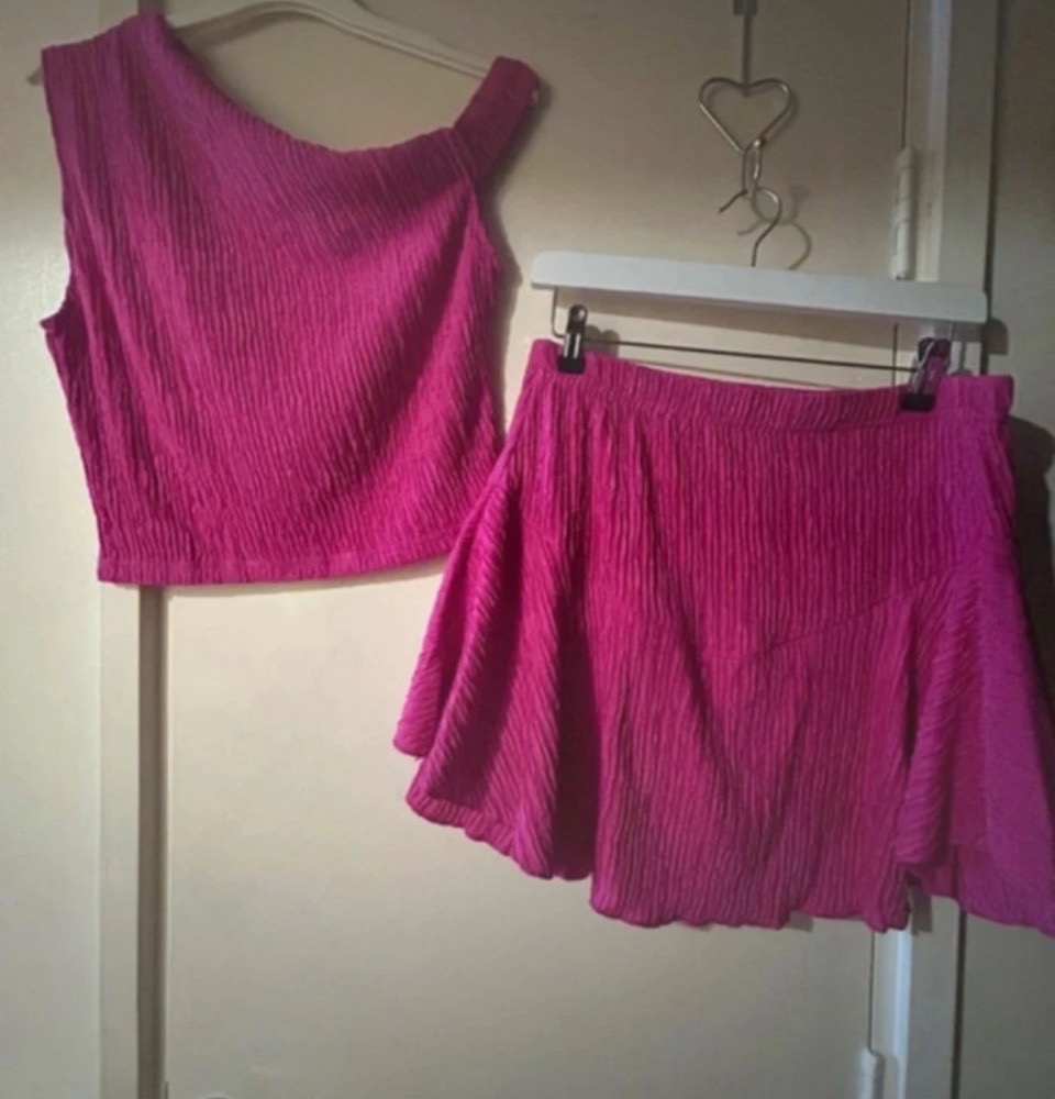 Magenta Plisse Skort Set