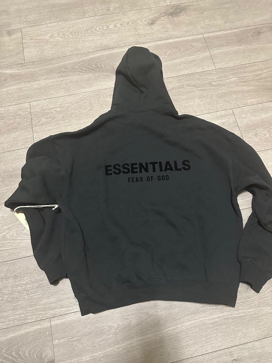 Essentials hoodie size M