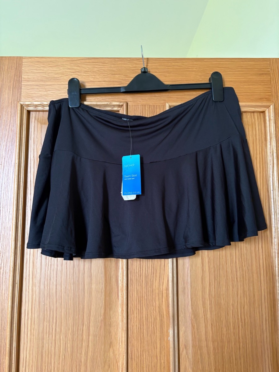 Evan’s swim skirt with hidden pants, UK 22