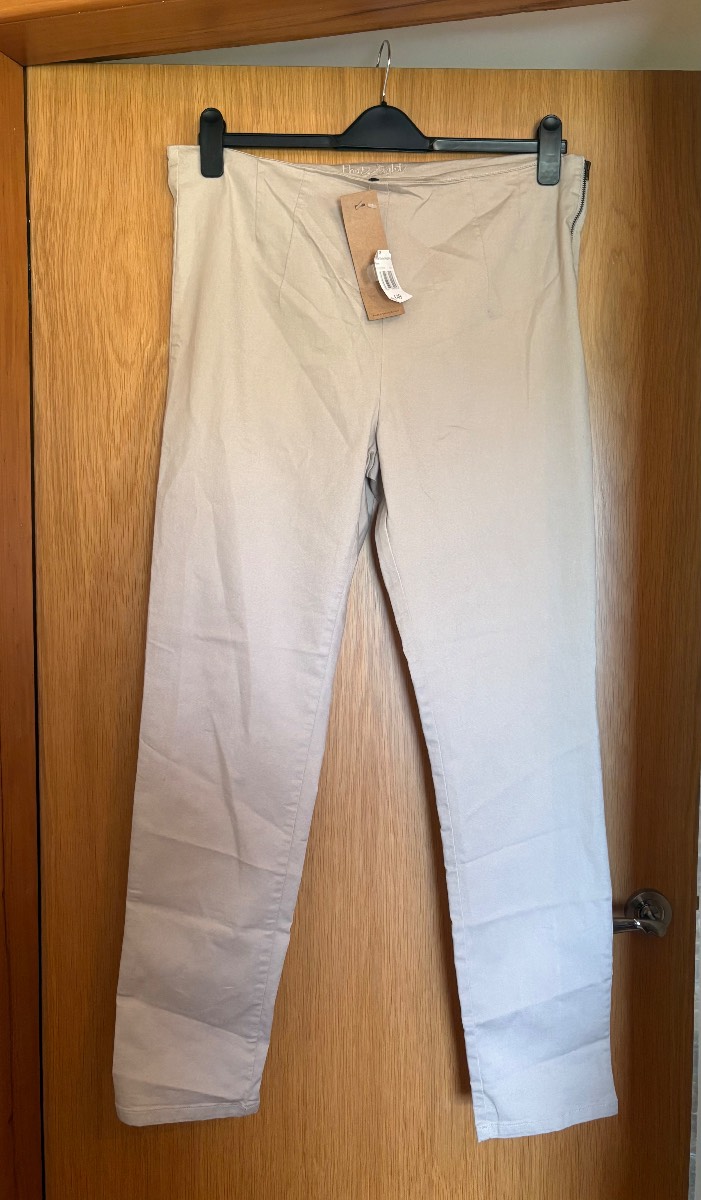 Phase Eight Amina stone darted jeggings, UK 18