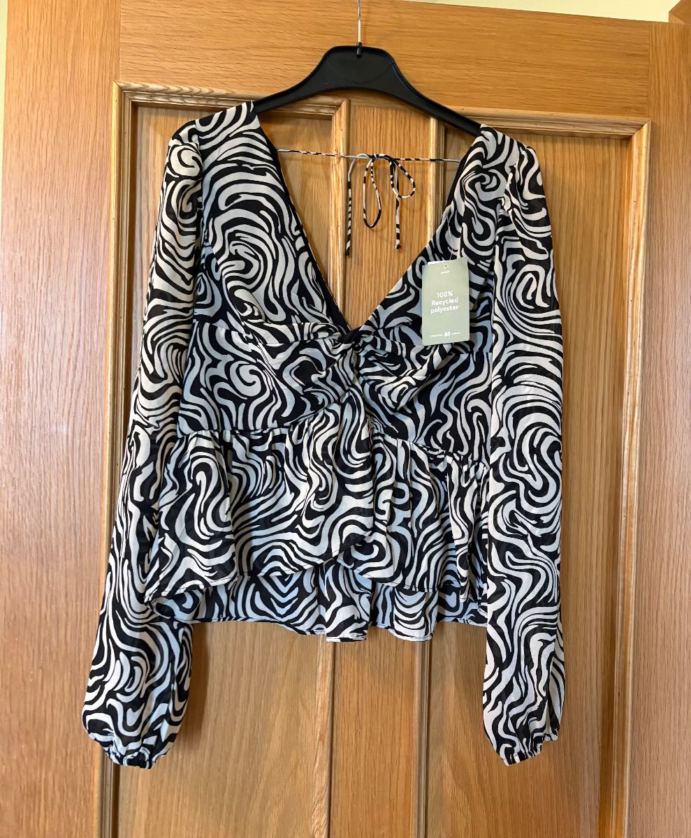 H&M sheer sleeve frill blouse, medium 12-14