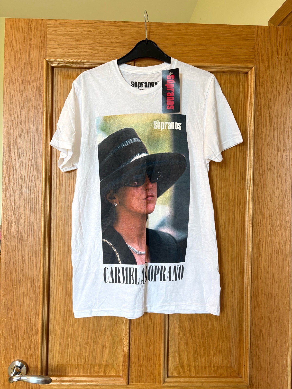 HBO Official Carmela Soprano graphic print T-shirt, XS