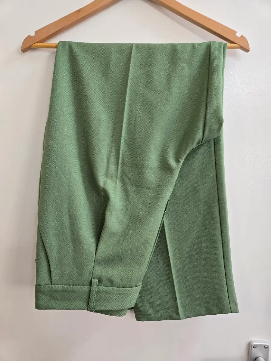 Primark Sage Green High Waisted Pleated Tailored Summer trousers - Size 16