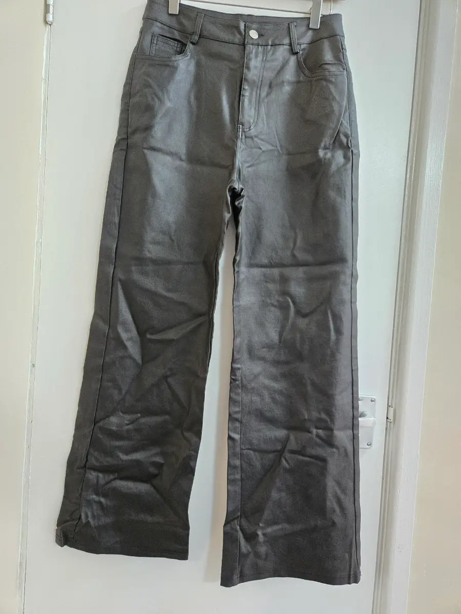 Bnwot Temu High-Waisted Black Coated Wide Leg Faux Leather Trousers - Size 12