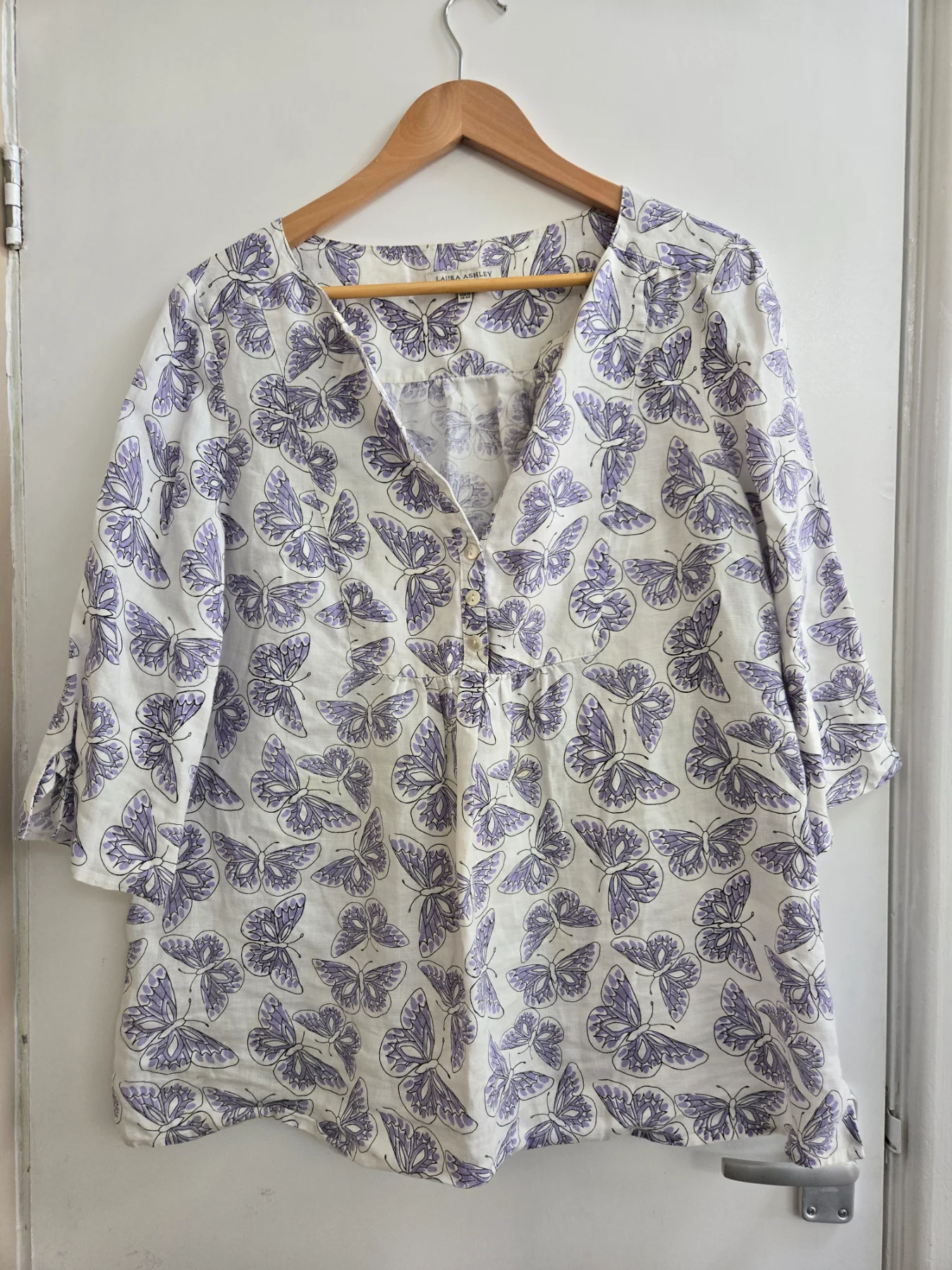 Laura Ashley Vintage 100% linen butterfly print tunic blouse - Size 16
