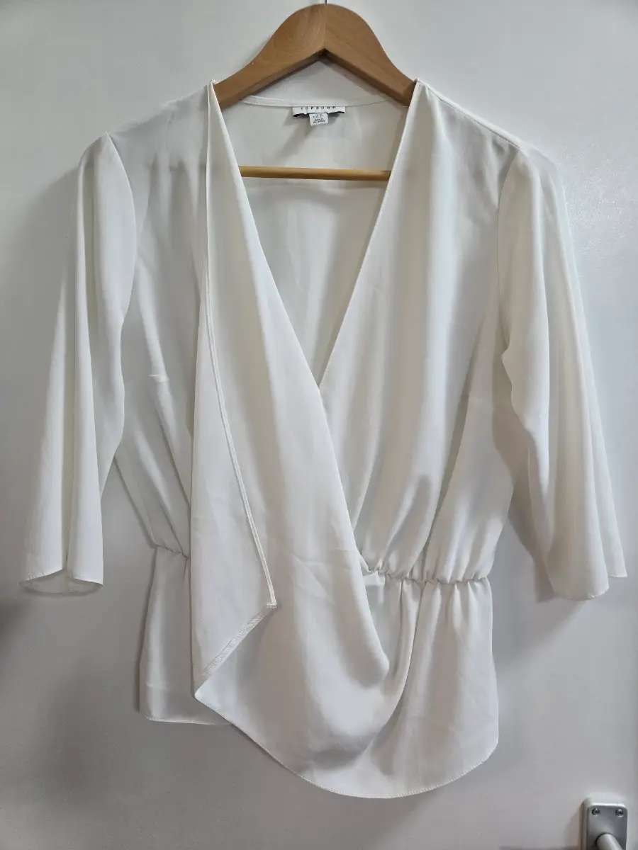 Topshop - Size 12 - Soft drape - White - Surplice front - Summer blouse