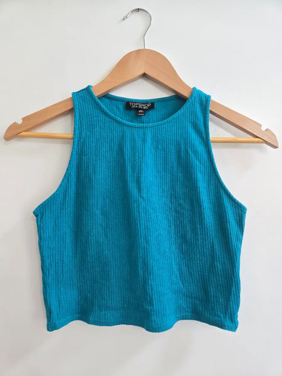 Topshop - Size 10 - Robbed crop top - y2k style - basic casual top
