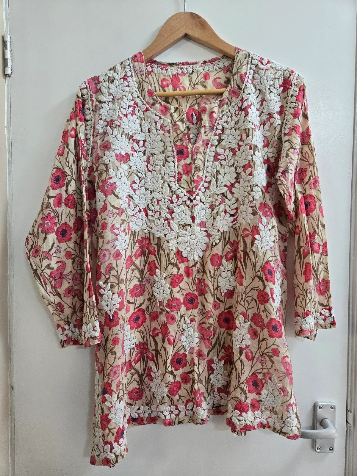 Vintage-Style Boho Floral Printed Cotton Kurta with White Chikankari Embroidery Blouse - Size 14