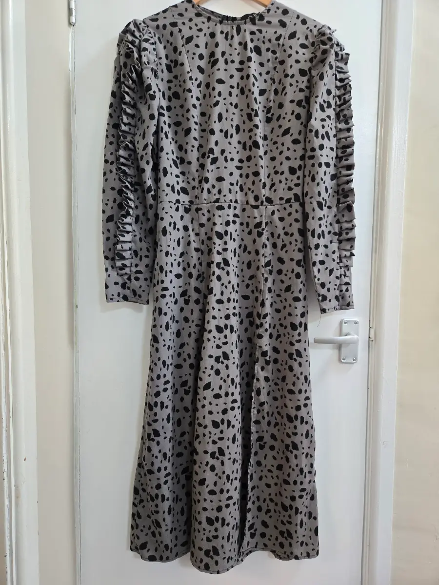 Bnwot - AX Paris Grey Dalmation Print Ruffle Pleated Long Sleeve Midi Dress - Size 10