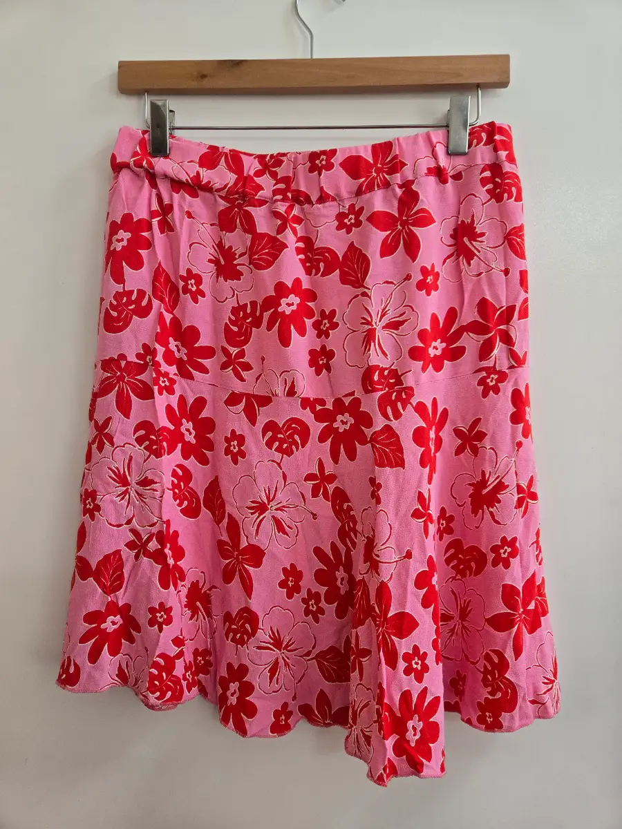 Bnwt George Barbiecore y2k a line pink and red Hibiscus print Mini skirt - Size 24
