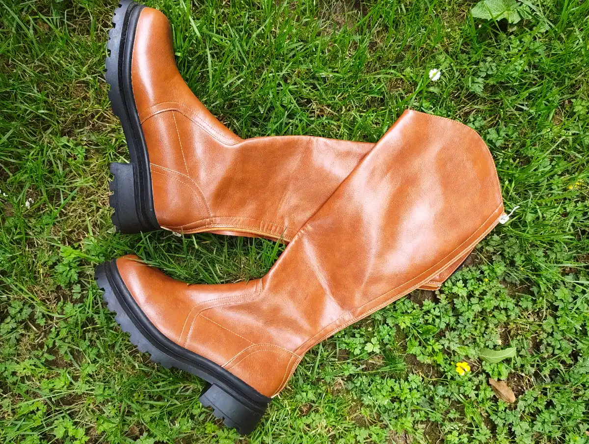 "Tan Faux Leather Knee-High Boots - 40/7- Great Condition"