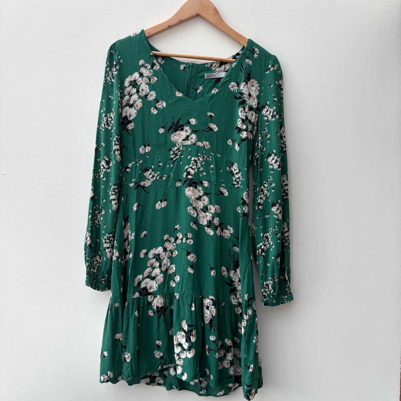 Oasis Size 10 boho Green Floral Long Sleeve Smock Dress Summer Holiday Lightweight material