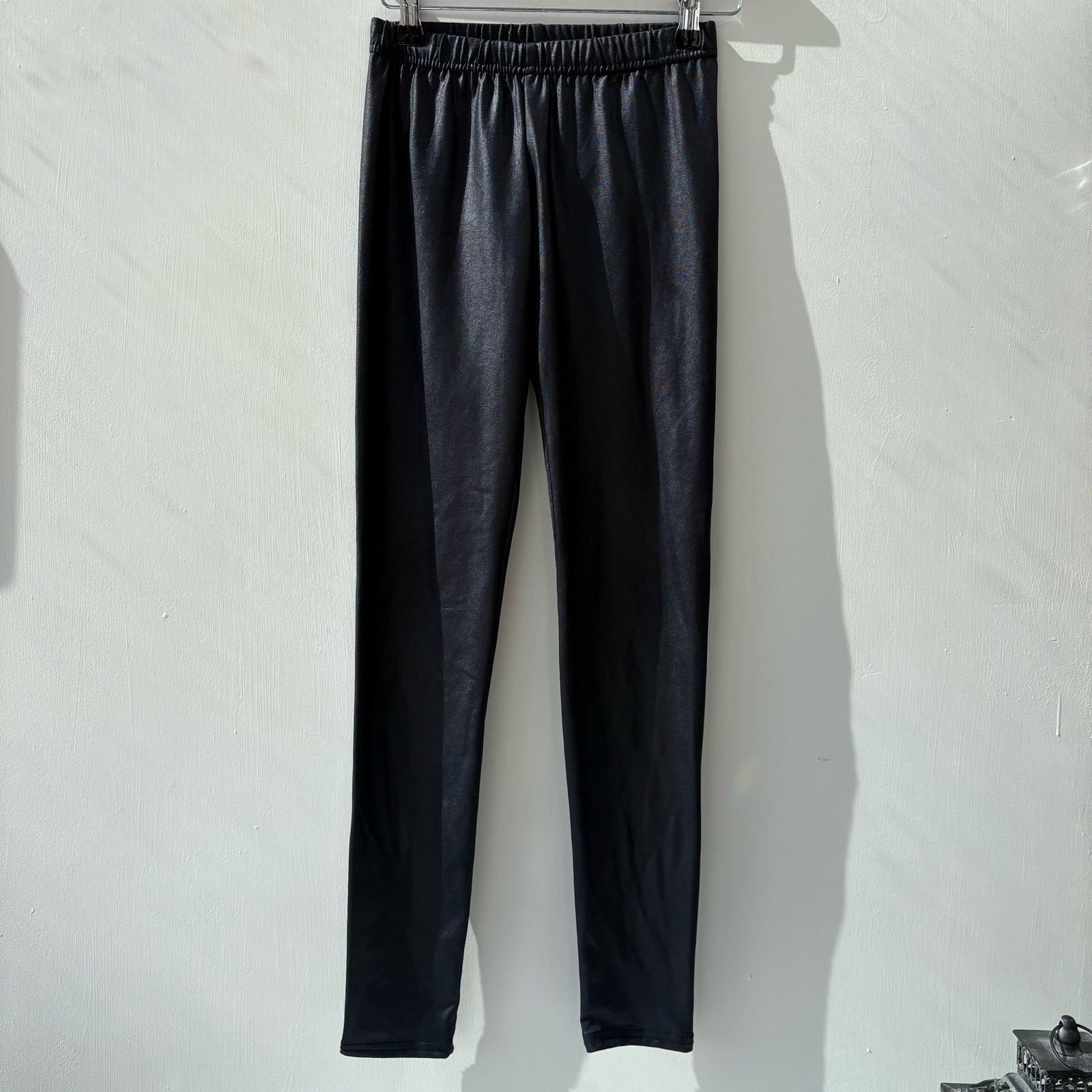 Women's slim Black Stretch Leggings Size 8 Pull-On Full Length Wet Look Faux Leather