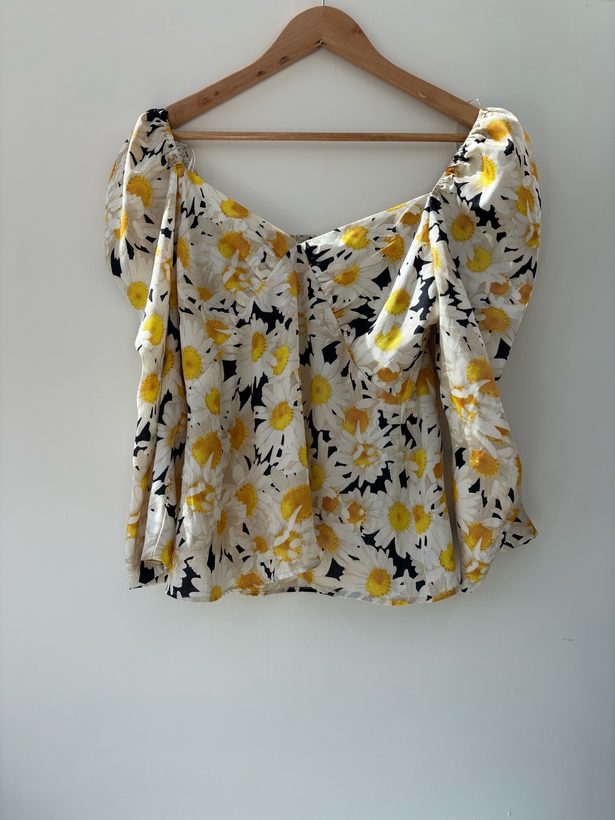 Zara size 8 Floral Daisy Print Bardot Top blouse boho long sleeve style summer holiday yellow black