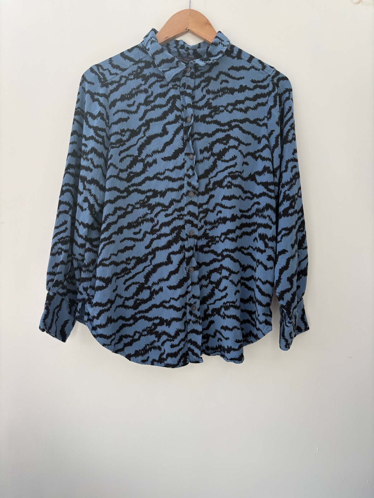 M&S Collection Blue Zebra Animal Print Button Front Shirt Long Sleeve Size 14 Autumn wear