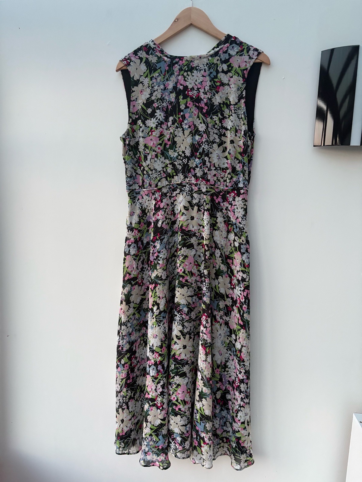 Laura Ashley size 12 Black Floral Sleeveless Midi Dress Fit & Flare Occasion Dress summer sleeveless