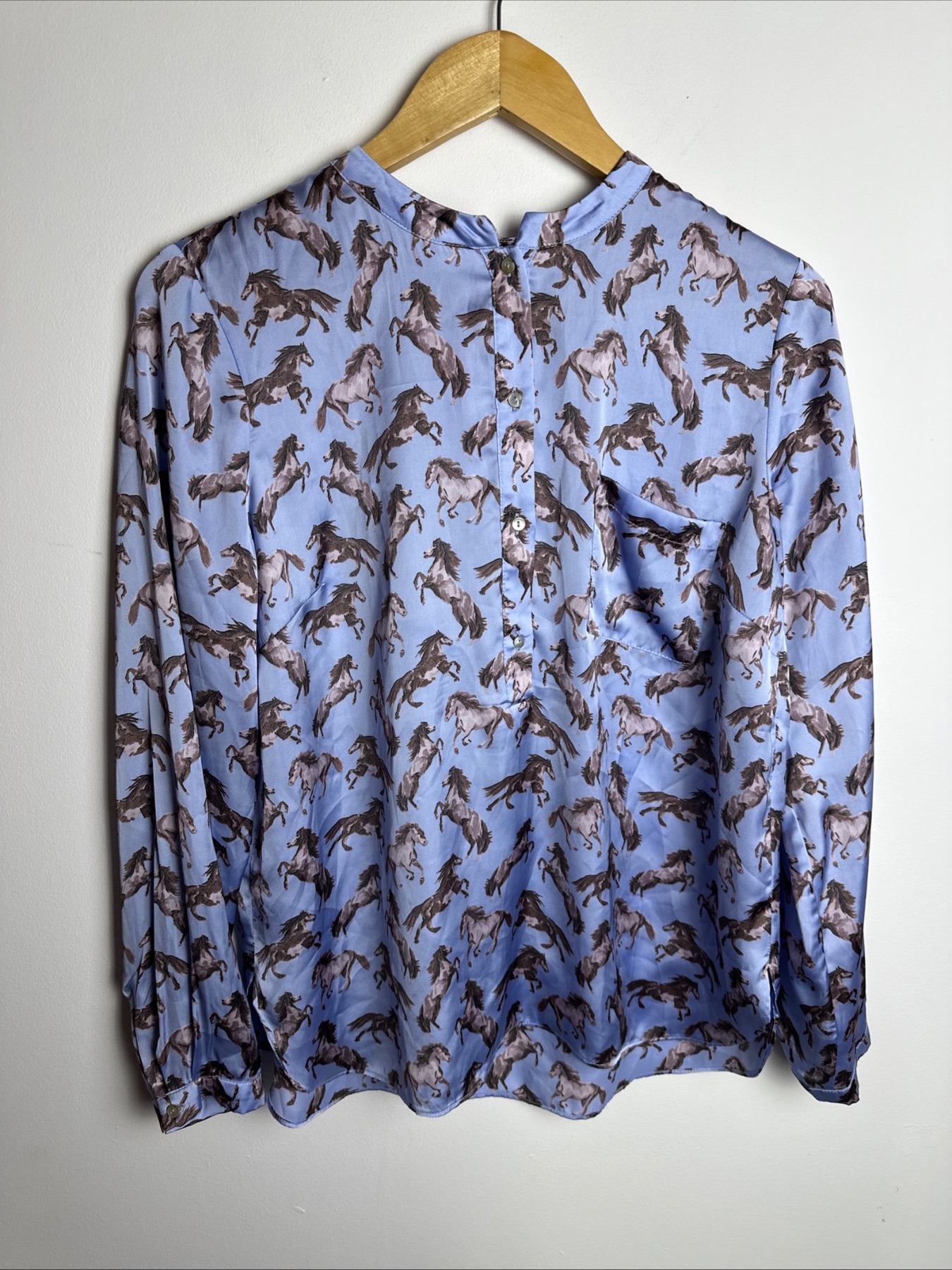 Gallery Blue Horse Print Blouse Size 10 Long Sleeve