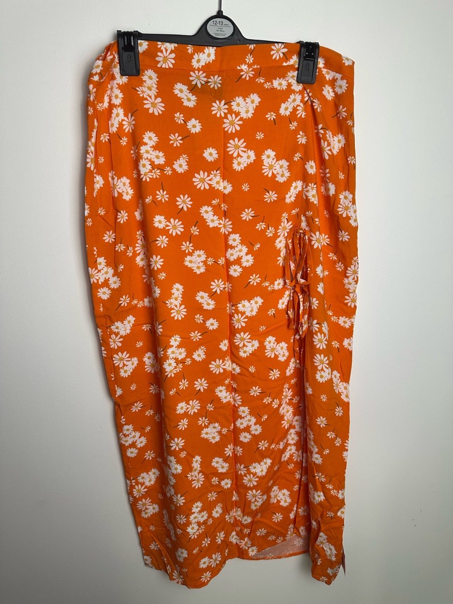 ASOS Design Orange Floral Wrap Midi Skirt UK 14 EU 42 Daisy Summer