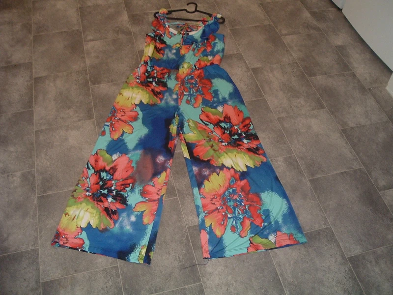 size 16 kaleidoscope bright blue aqua red full length silky jersey jumpsuit