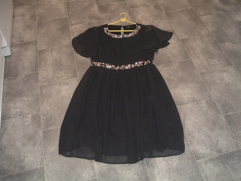 size 16 simply be black chiffon short sleeve evening dress with bead trim waist & neckline