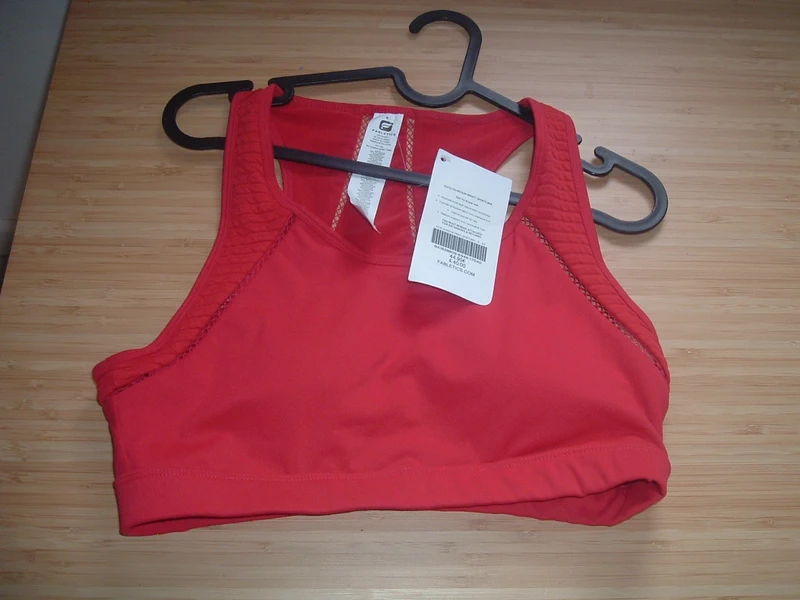 size M 10/12 fabletics red katelyn medium impact sports bra