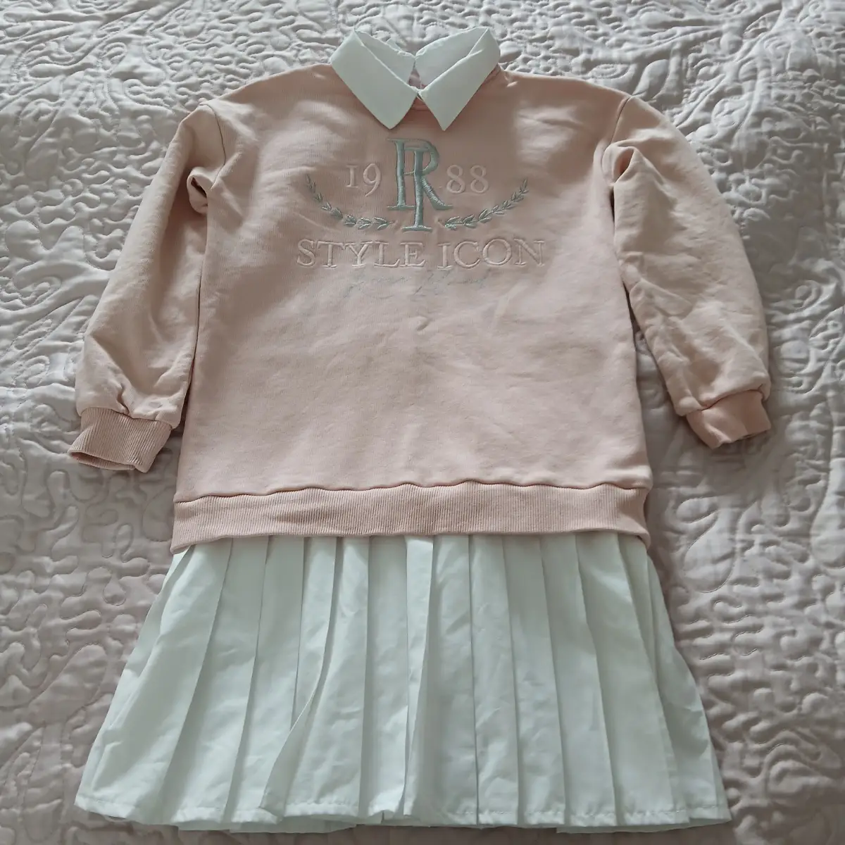 River Island Girls Dress Age 7-8 Pink Sweatshirt Top White Pleated Skirt Preppy Style
