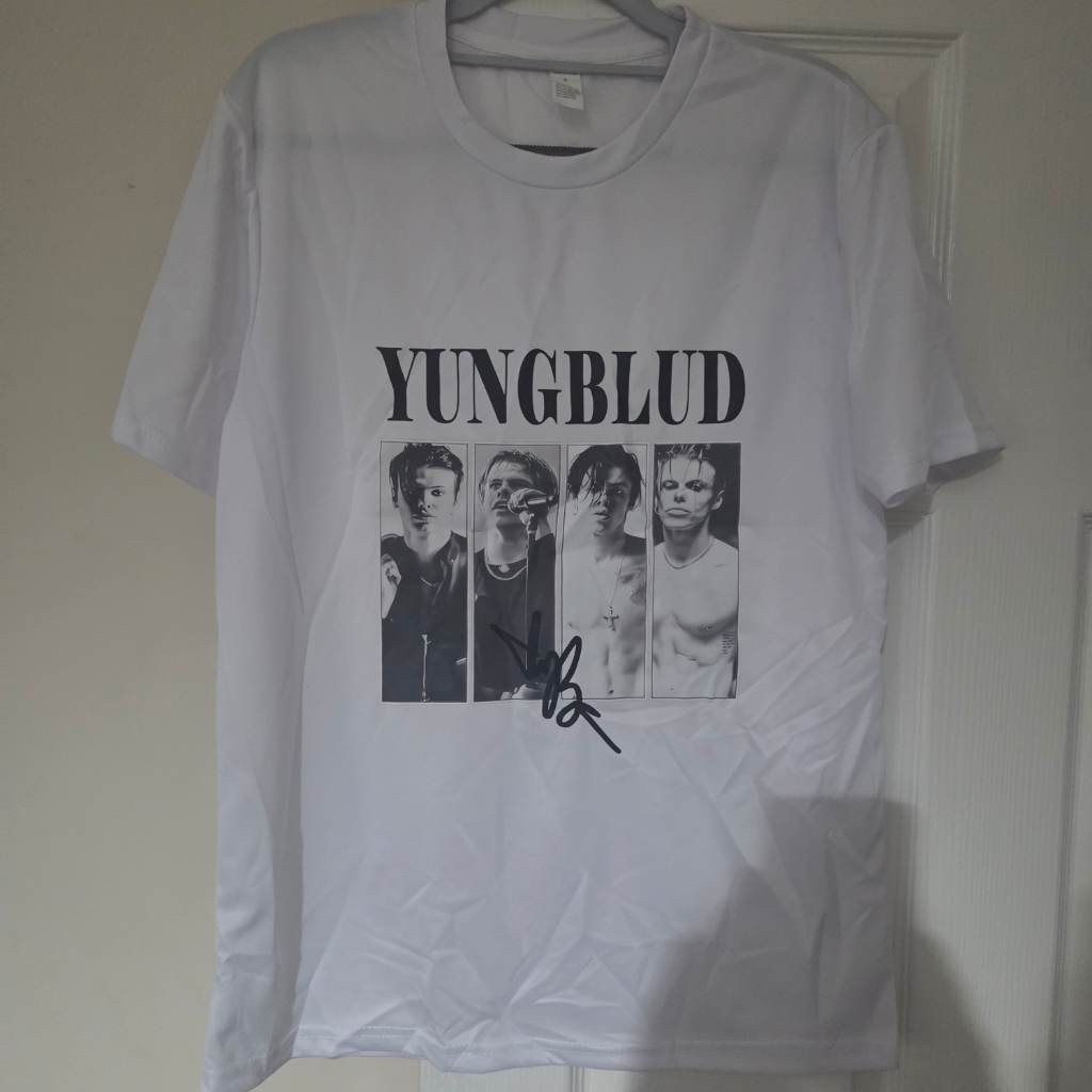 Yungblud tee - small - new - white