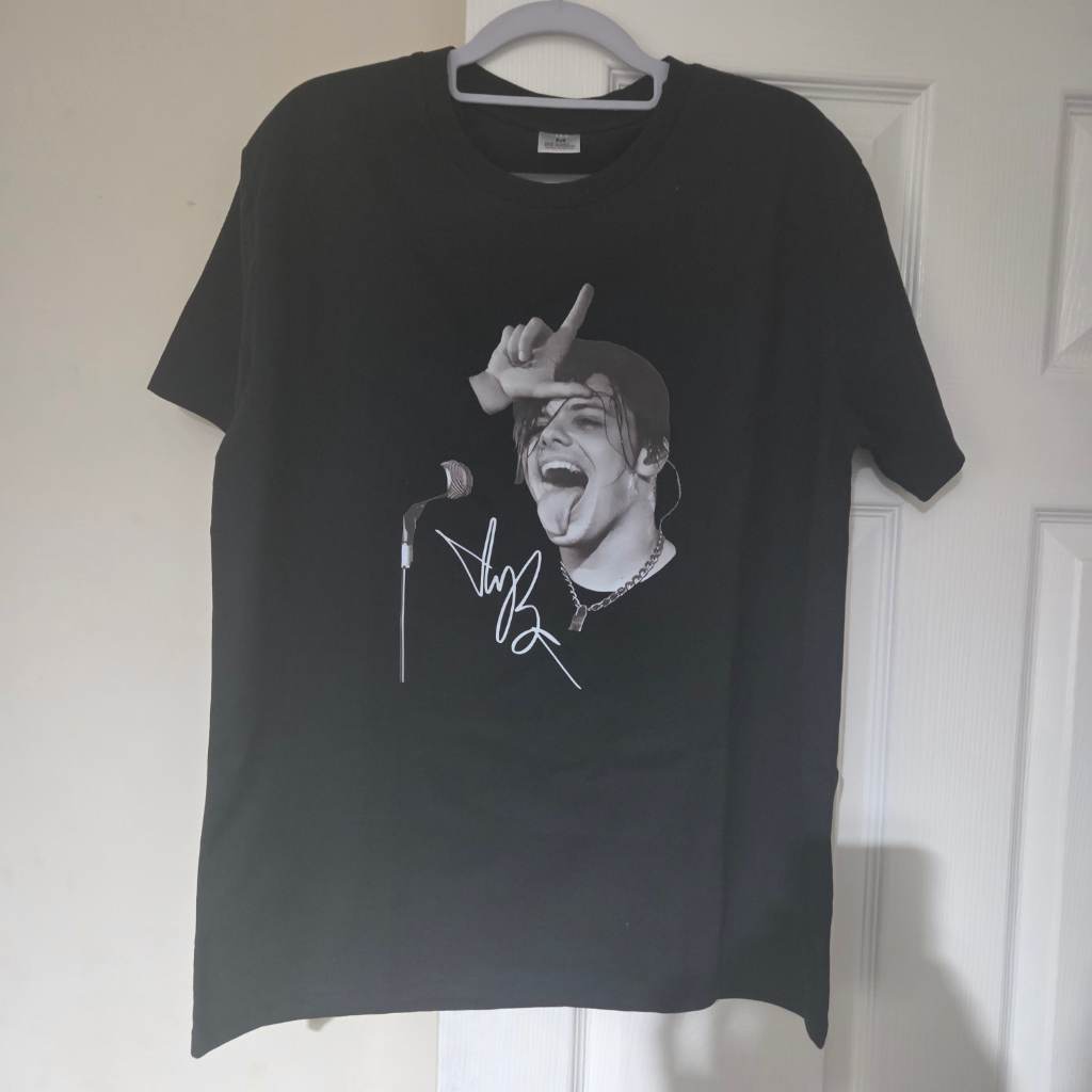 Yungblud graphic tee - medium - new