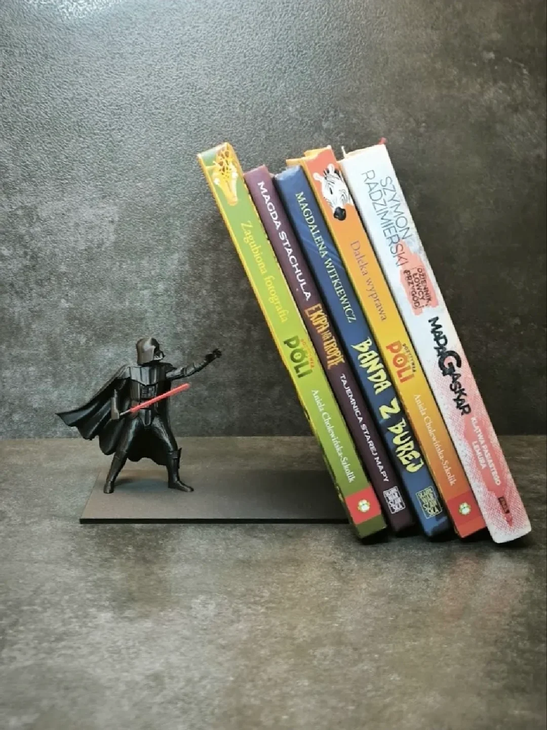 Darth vader bookend
