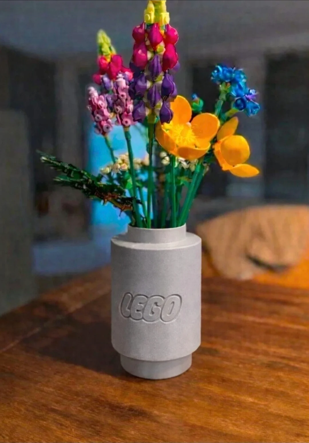 Grey lego style vase for artificial Flowers
