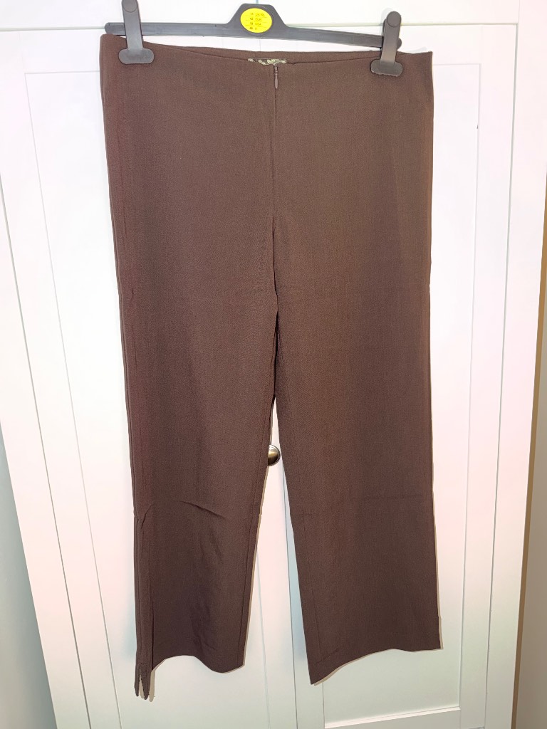 Ladies Size 10 Capri Cropped Trousers Chocolate Brown