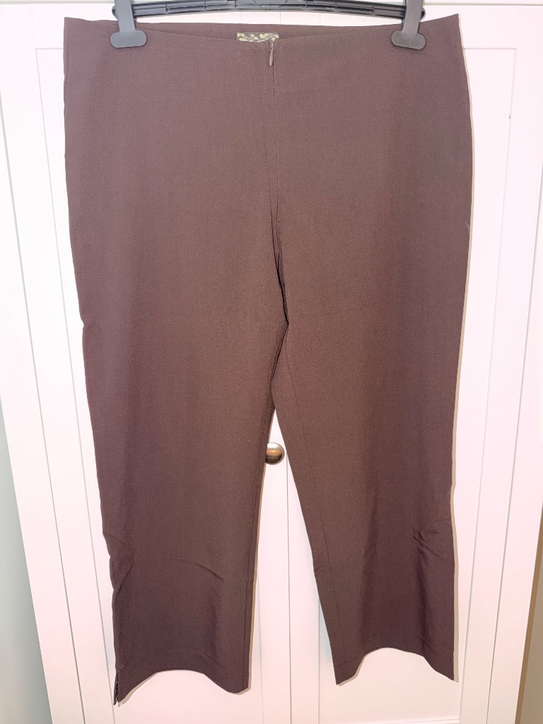 Ladies Size 14 Chocolate Brown Capri Crop Trousers Brand New