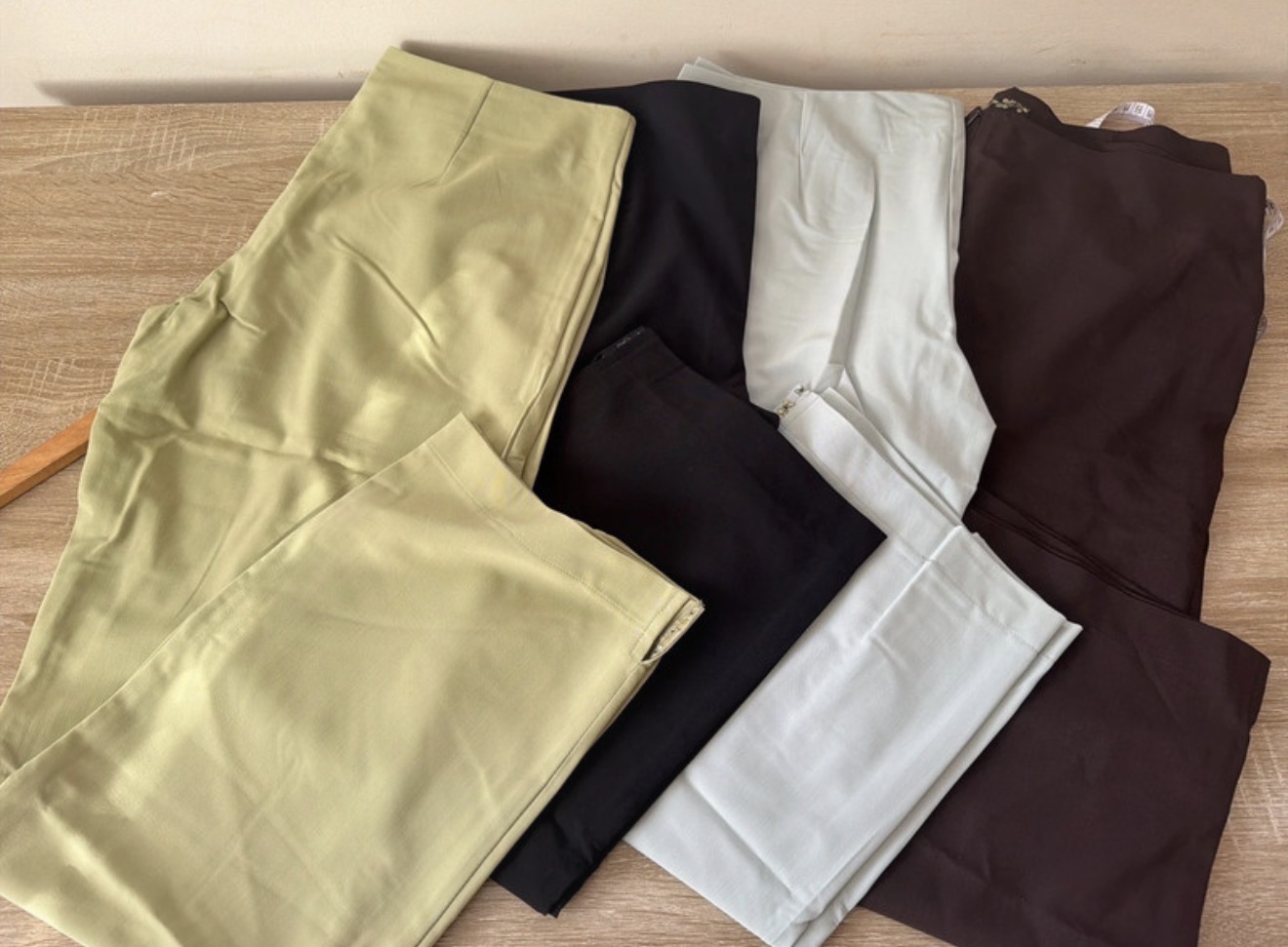 Ladies Size 14 Capri Crop Trouser Bundle