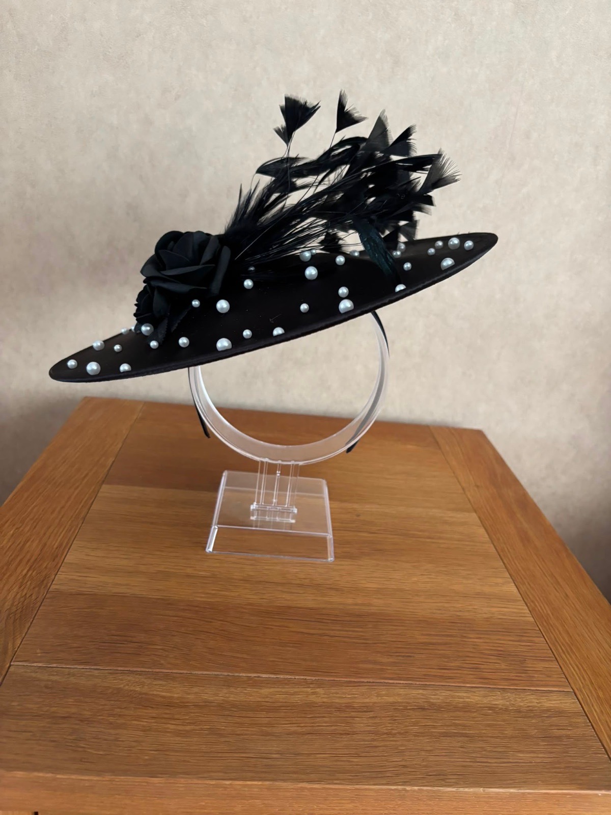 Black fascinator / hatinator with pearl, feather & flower detail - New
