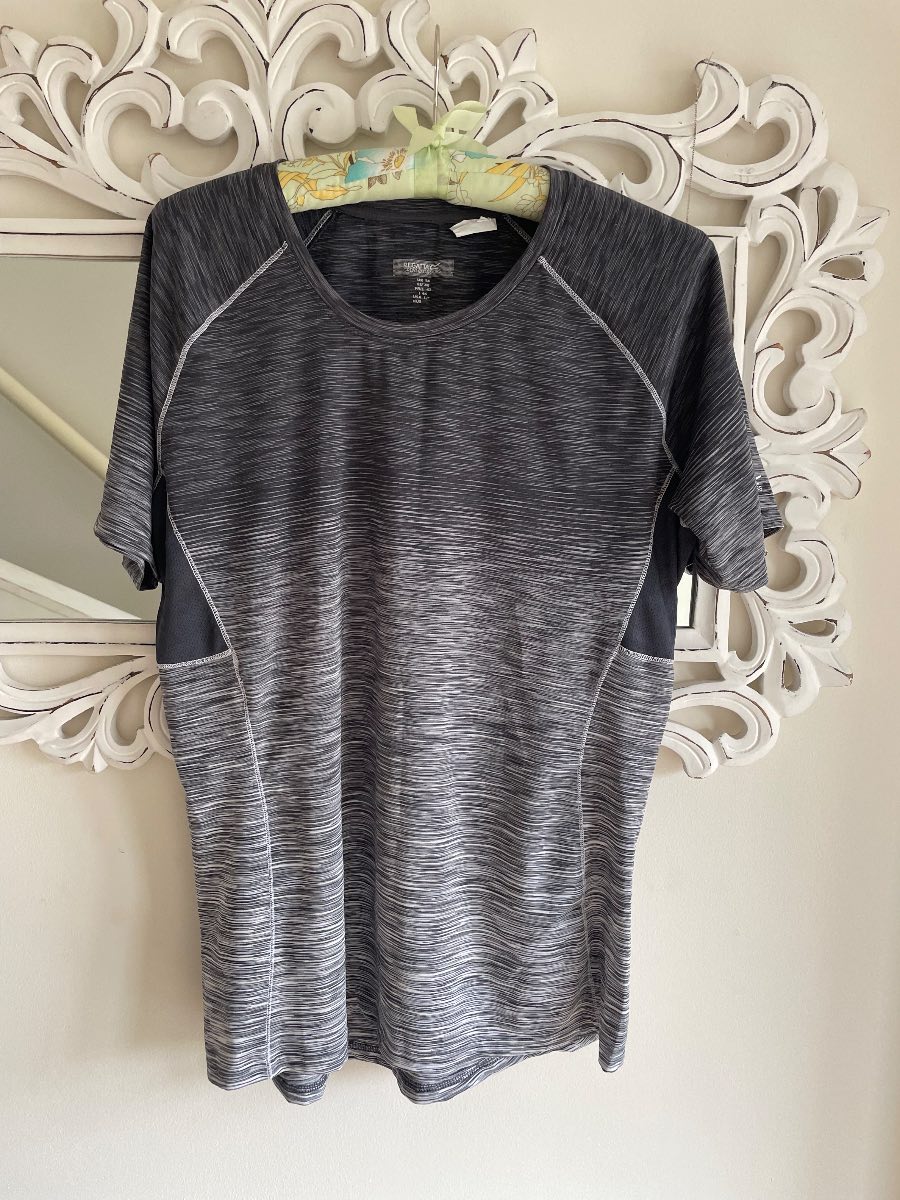 Regatta ombre T-shirt size 14