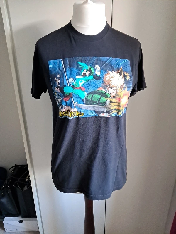 My hero academia black graphic t shirt