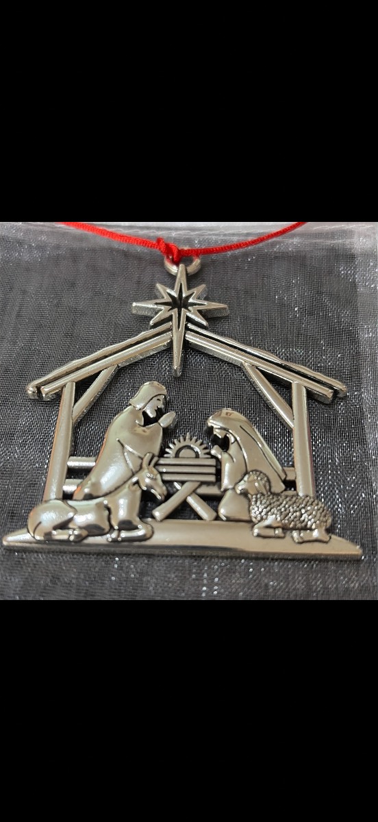 2.95 inch metal nativity scene decoration