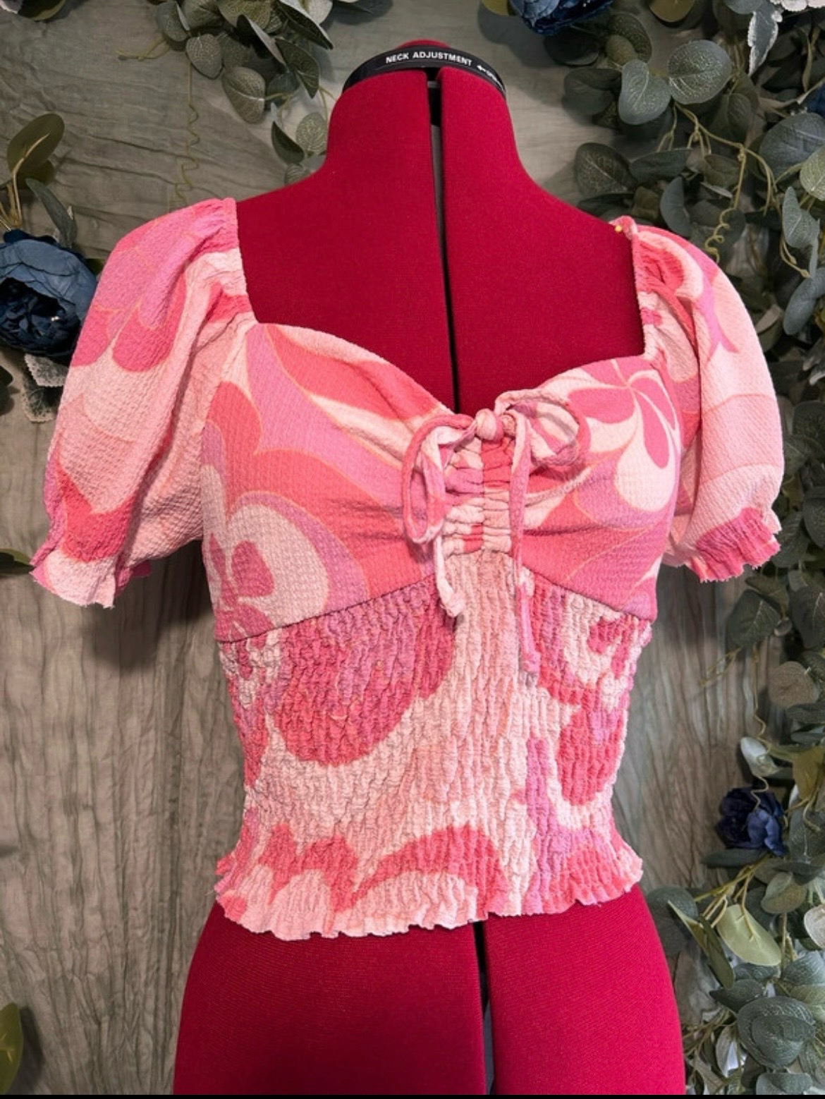 Pink Off‑Shoulder Y2K/Coquette Cropped Top – Abstract 70s Style Swirl Print (S/M)