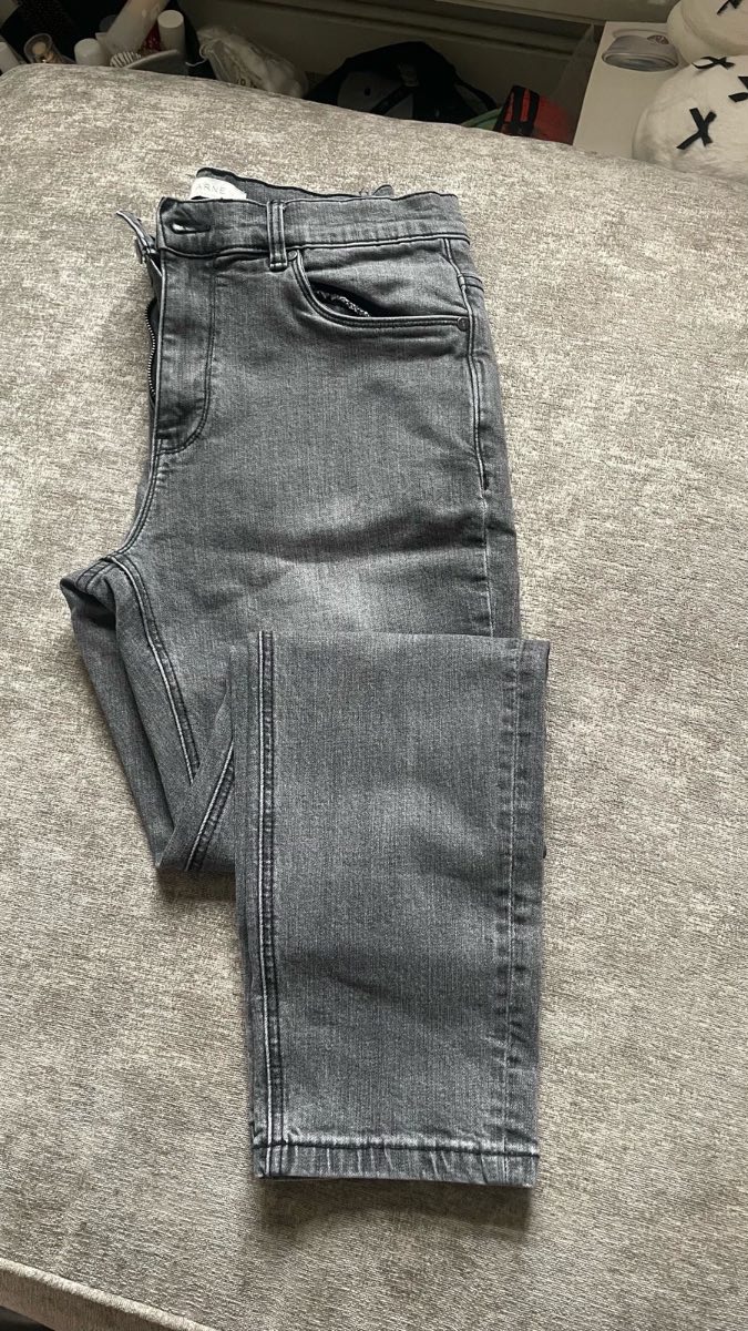 Arne grey wash jeans