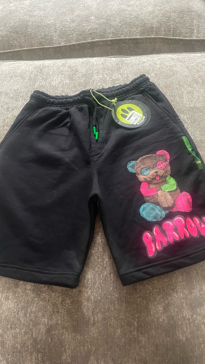 Barrow shorts.