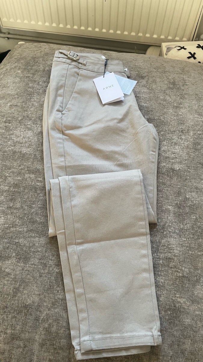 Arne tailored chino trouser in stone