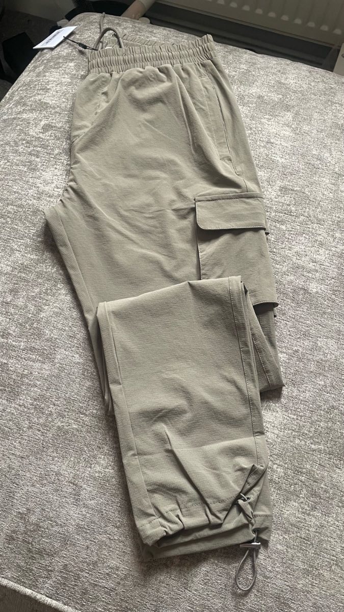 Arne utility cargo pant in olive