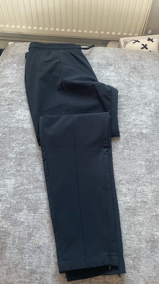 Arne essential trouser.