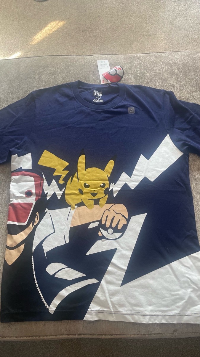 Uniqlo Pokemon t shirt