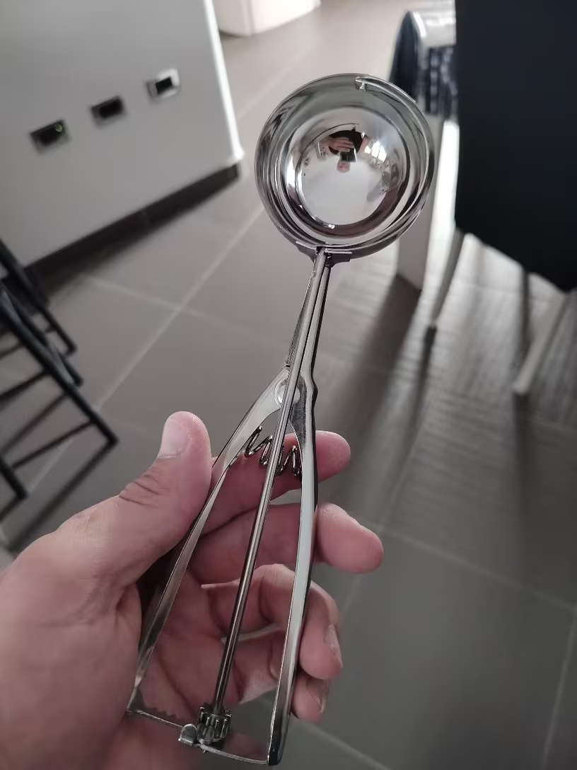 Stainless Steel Ice Cream Scoop Trigger Release Easy Serve Dessert Cookie Dough Kitchen Tool