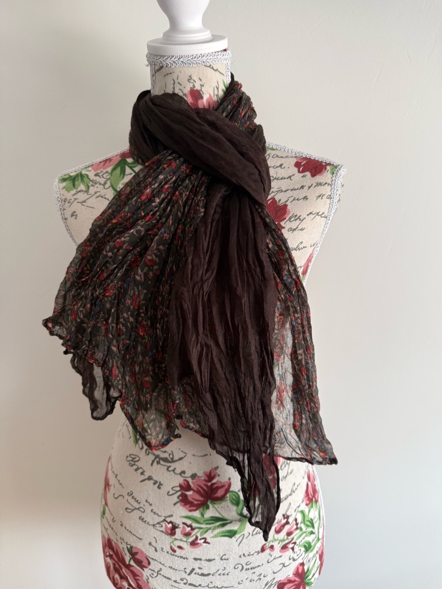 **Vintage Floral Print Scarf – Coffee color