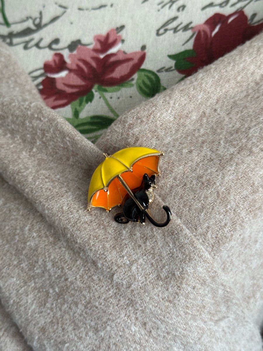 Cute Cat Umbrella Enamel Brooch