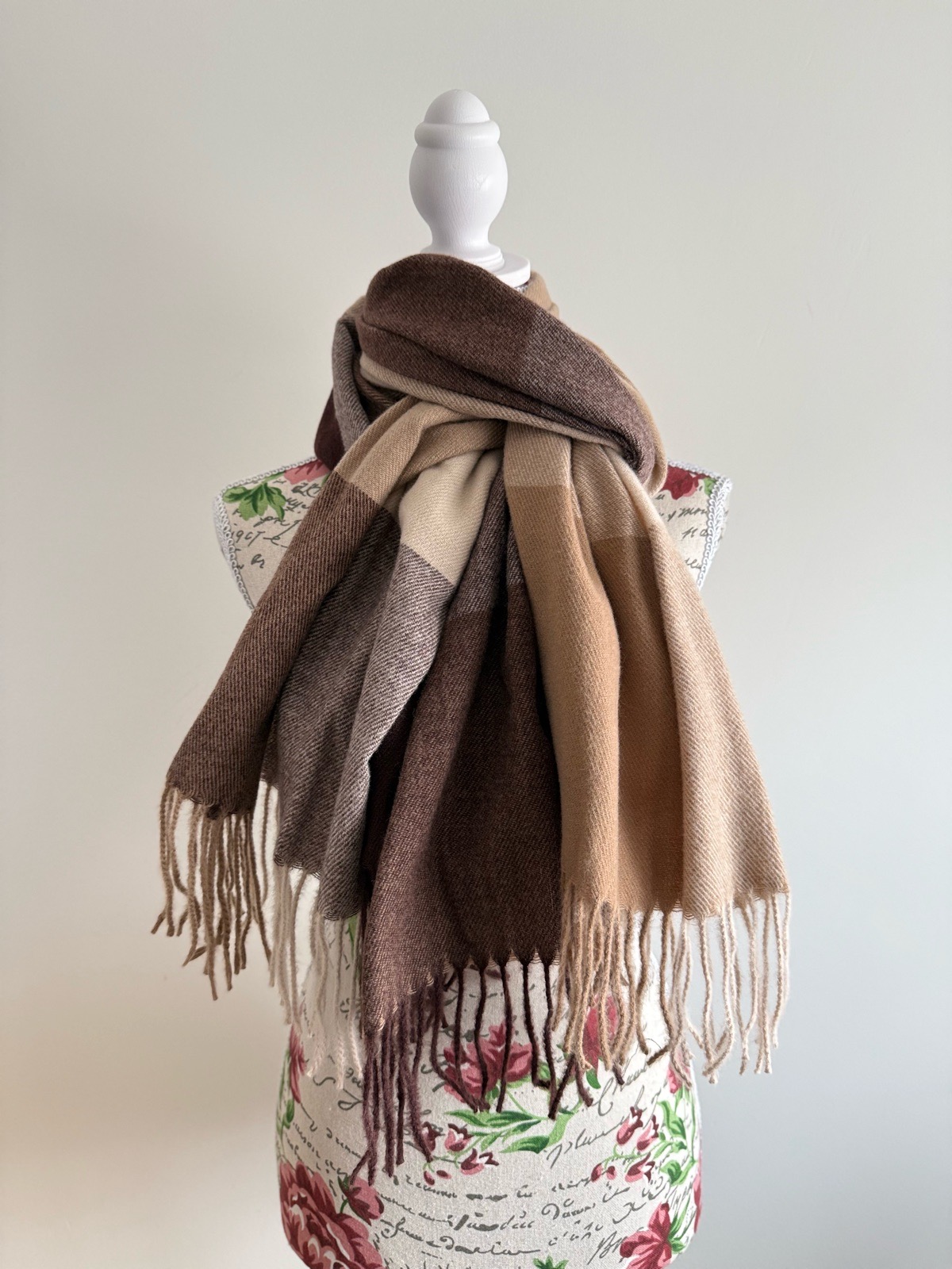 Multicolor Colour-Block Winter Scarf – Dark Coffee 🤎