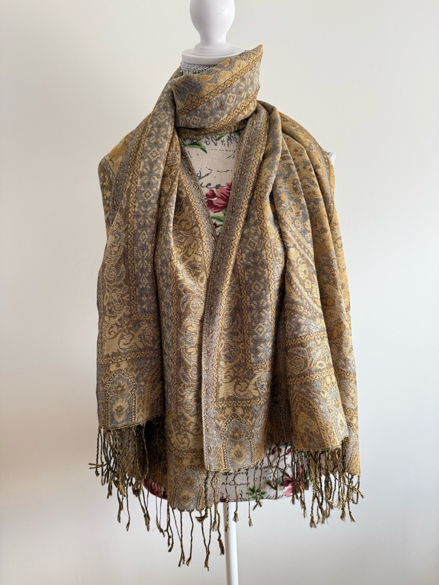 **Boho Chic Paisley Jacquard Scarf **