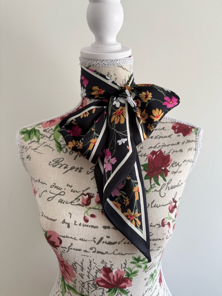 Elegant Floral Scarf